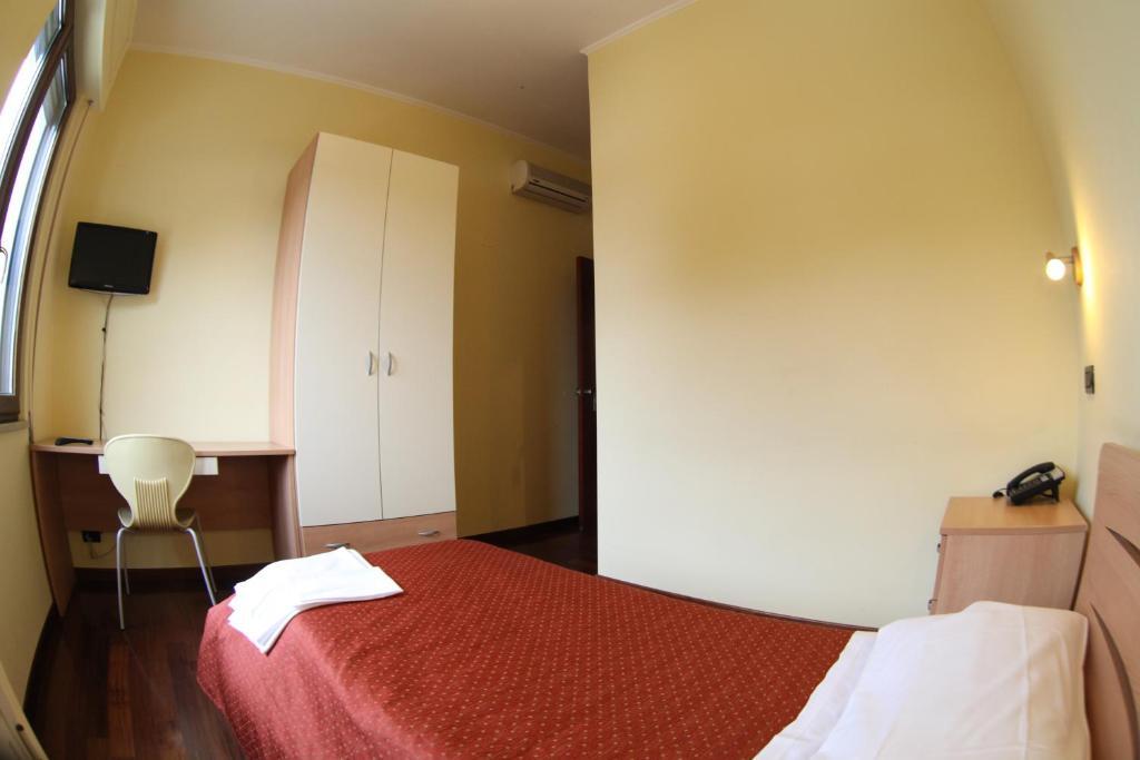 Hotel Veronese Cerignola Værelse billede